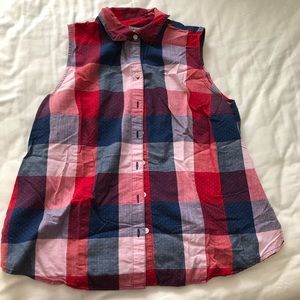 EUC chambray plaid red white & blue sleeveless top